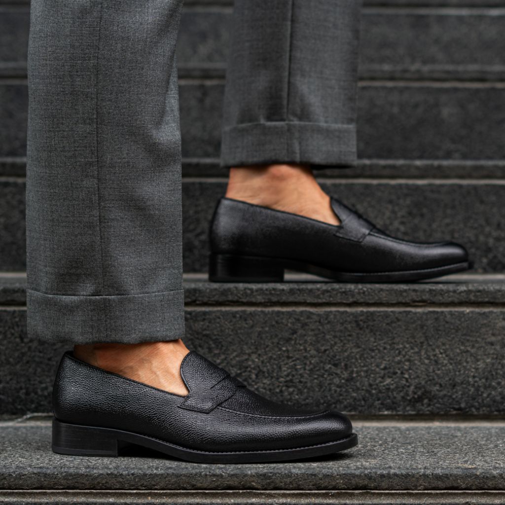Lincoln | Pebbled Black
