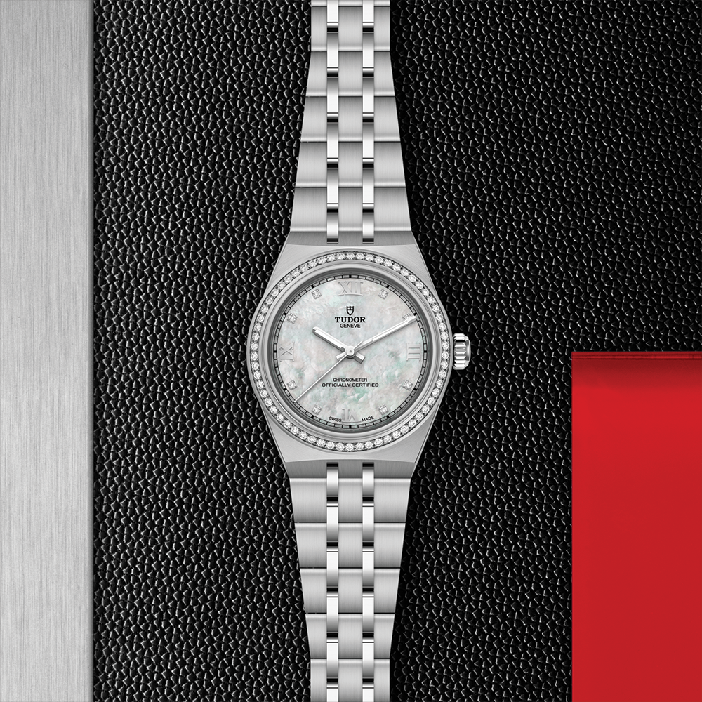 TUDOR Royal 30mm - White, Mother-of-Pearl, Diamond-Set on Bracelet