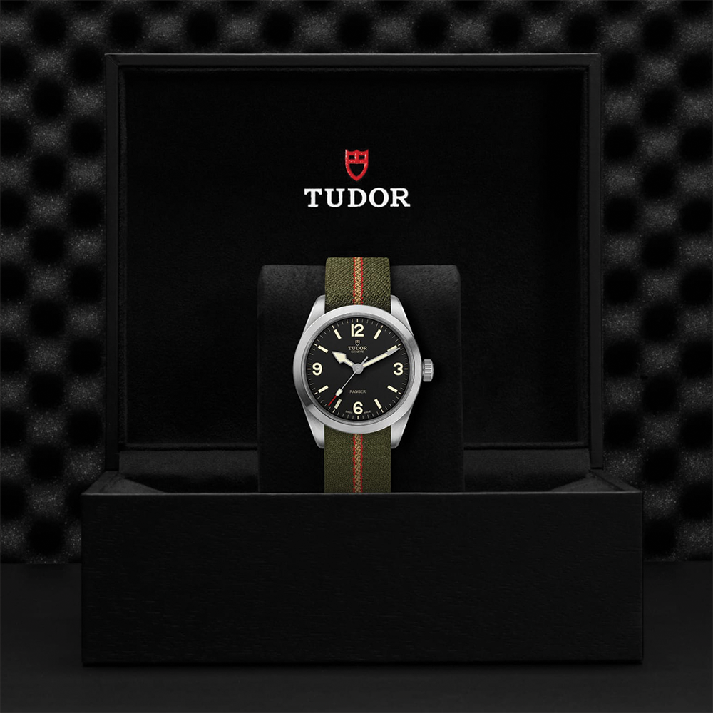 Ranger 39mm - Black on Fabric Strap