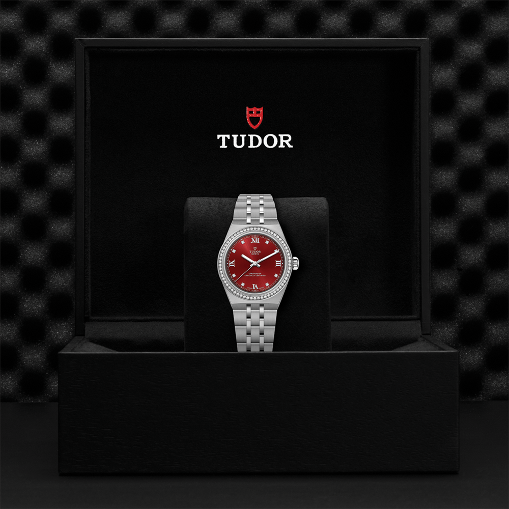 TUDOR Royal 30mm - Burgundy, Diamond-Set on Bracelet