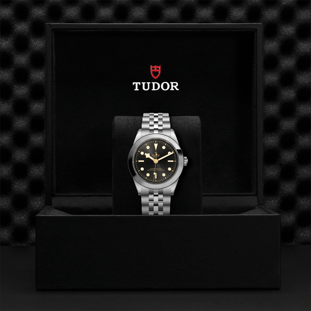 Black Bay One 39mm - Anthracite on Bracelet
