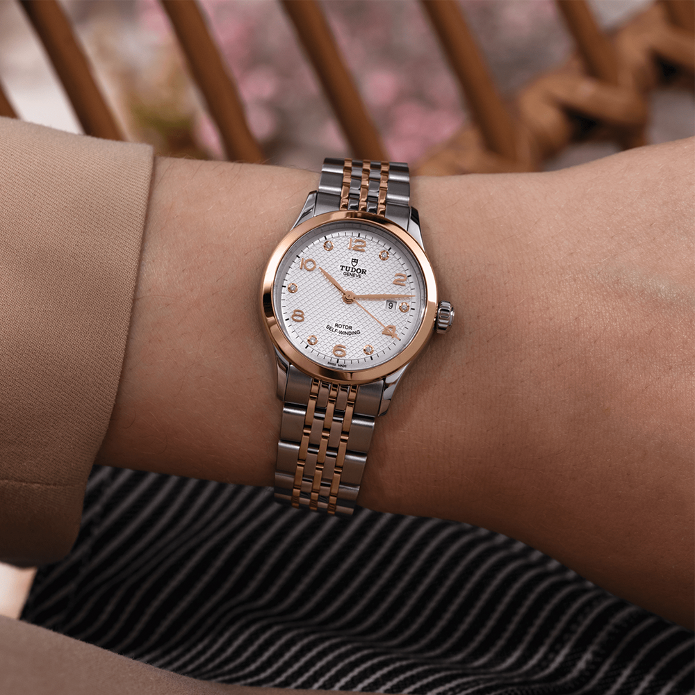 1926 Rose Gold Two-Tone 28mm - Silver, Diamond-Set on Bracelet