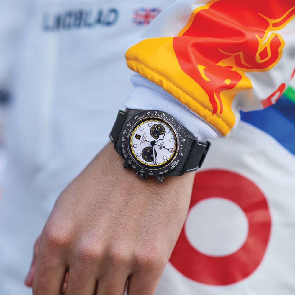 Black Bay Chrono "Carbon 26" 42mm - White on Rubber/Leather Strap