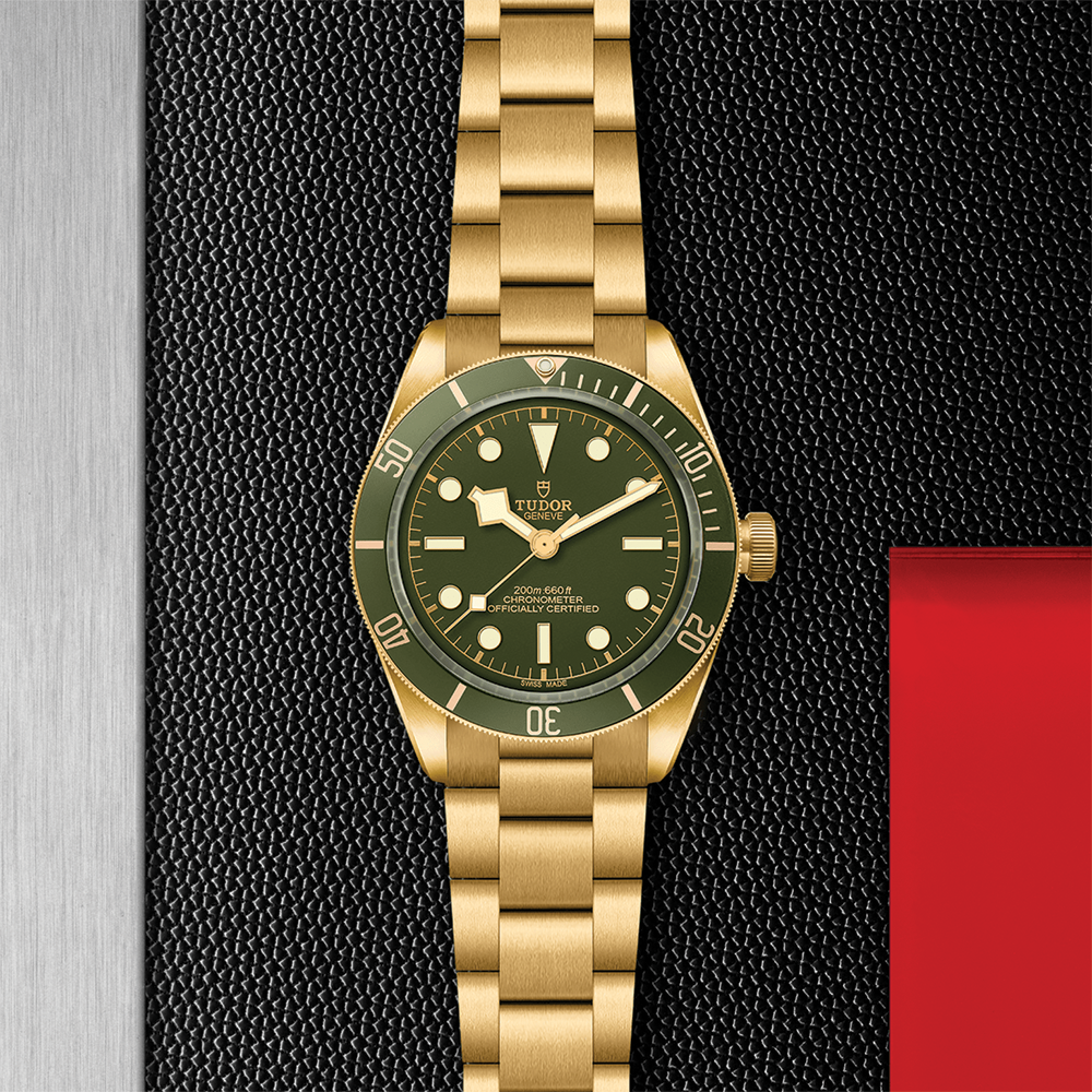 Black Bay 58 18K Yellow-Gold 39mm - Green on Bracelet
