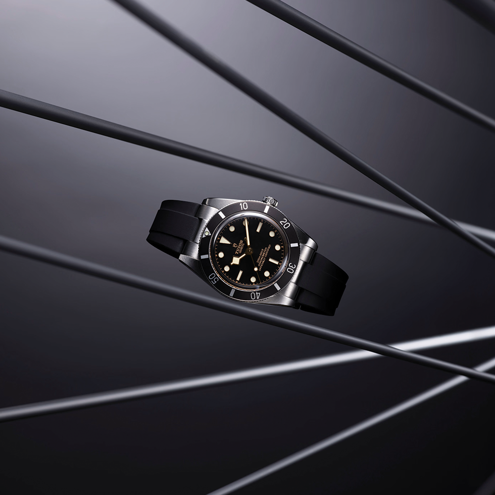 Black Bay 54 37mm - Black on Rubber Strap