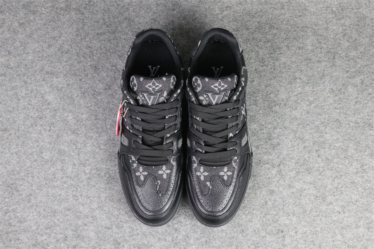 LV X Nigo Trainer 'Black Denim'