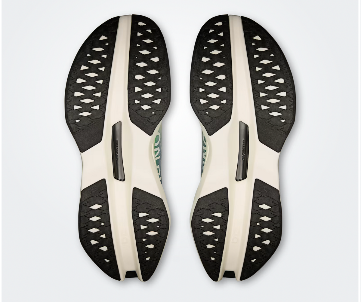 Men's On Cloudboom Max (Clearance)