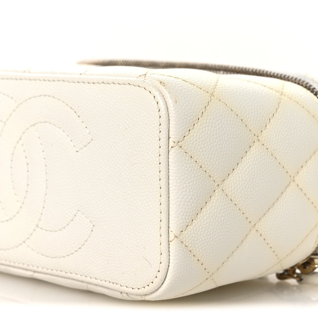 Caviar Quilted Small Vanity Case With Chain White