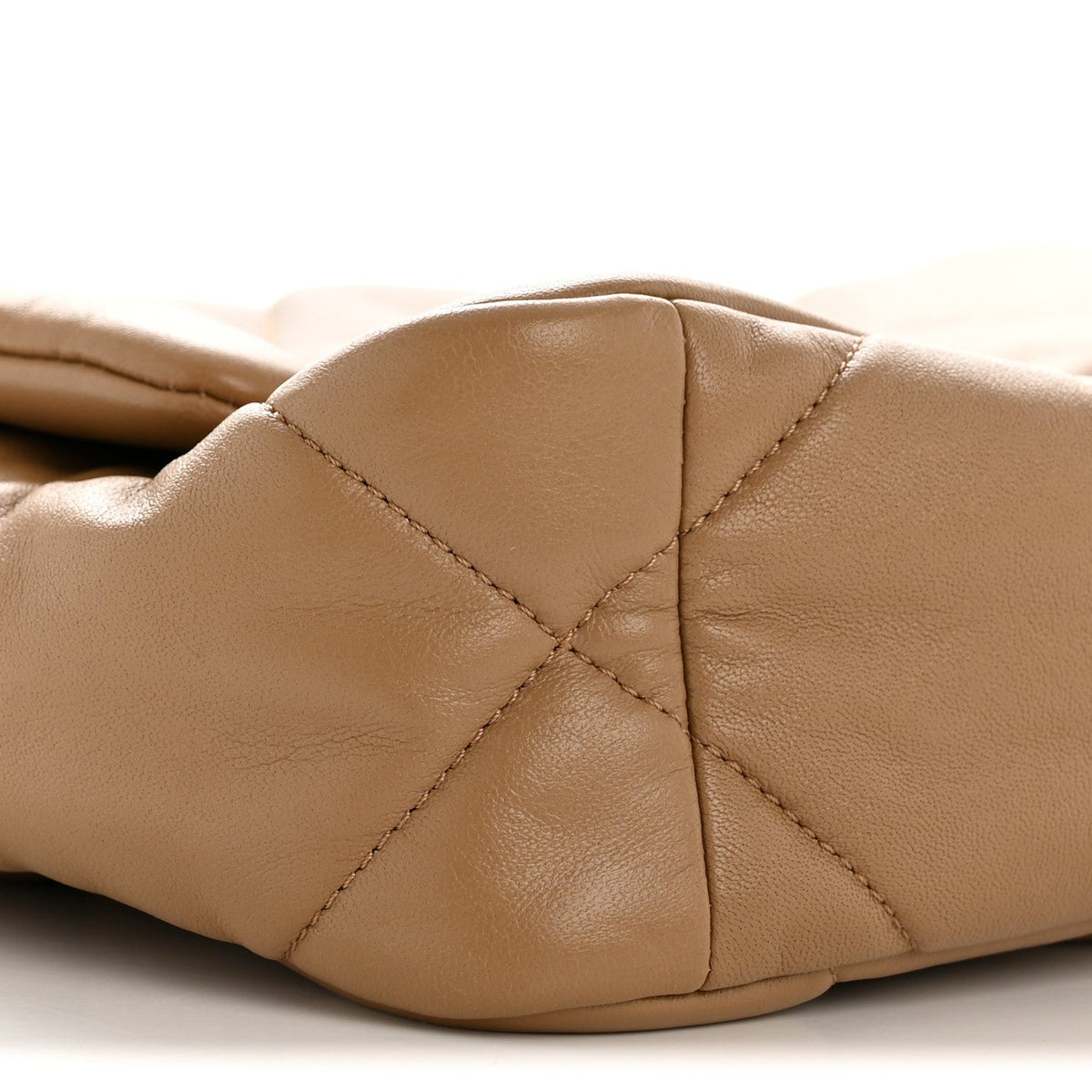 Lambskin Quilted Medium Chanel 19 Flap Beige
