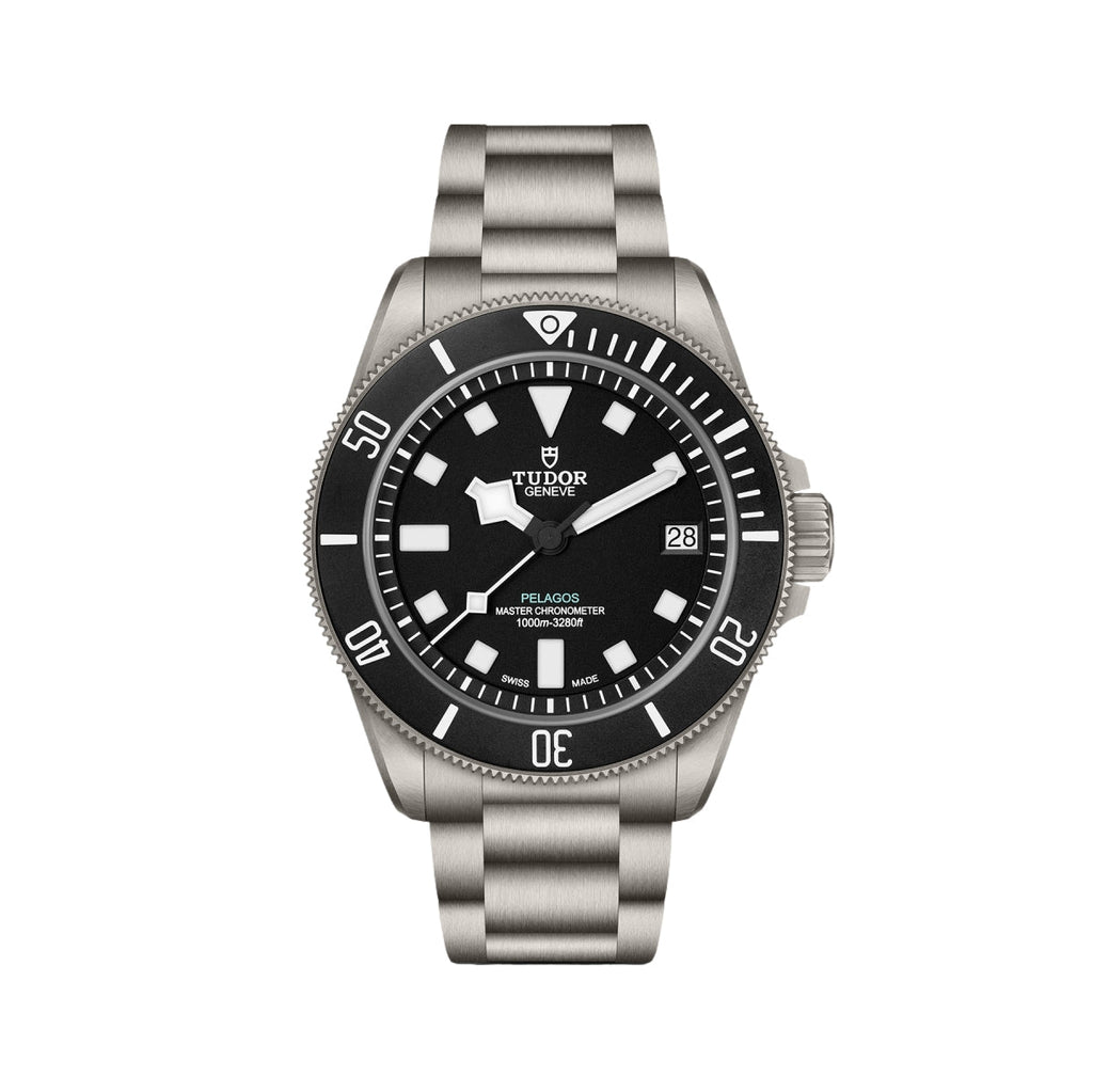 Pelagos Ultra Titanium 43mm - Black on Bracelet w/ Extra Rubber Strap