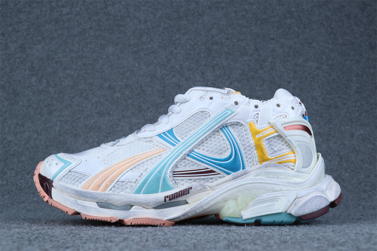 Balenciaga Wmns Runner Sneaker 'Worn-Out - White Blue Pink'
